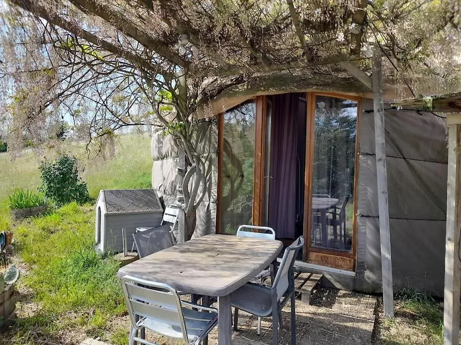 Charmante Yourte Contemporaine Carmaux 0*,  France
